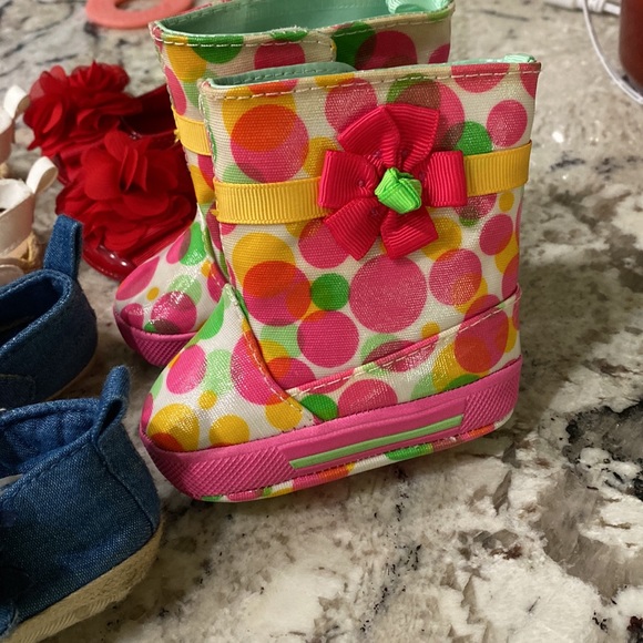 Baby shoe bundle! - Picture 7 of 7